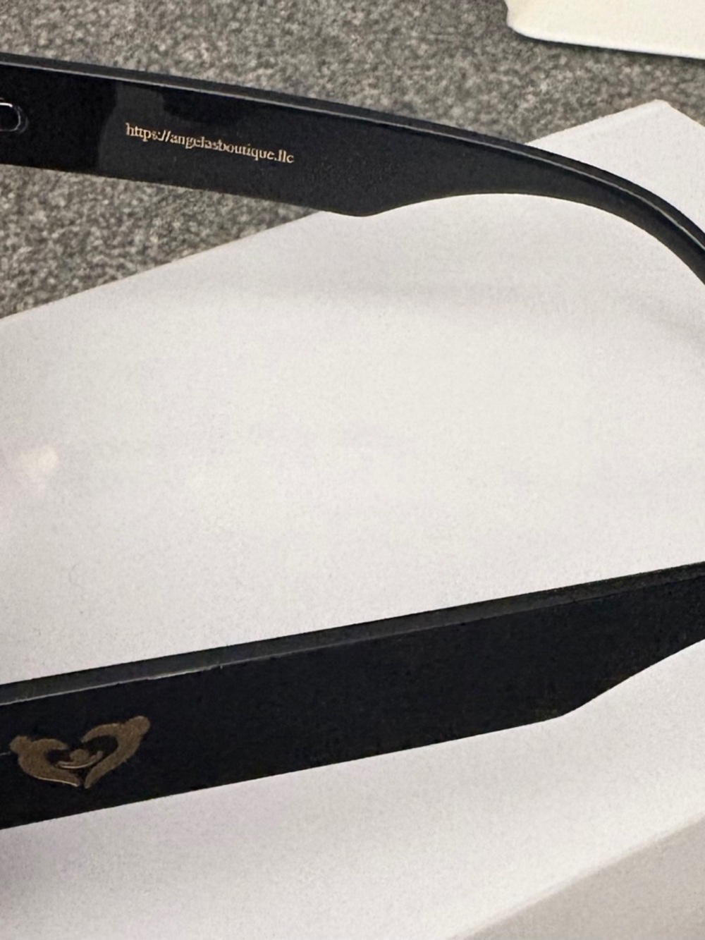 Black and Gold Oversized Square Sunglasses - Picture 7 of 7